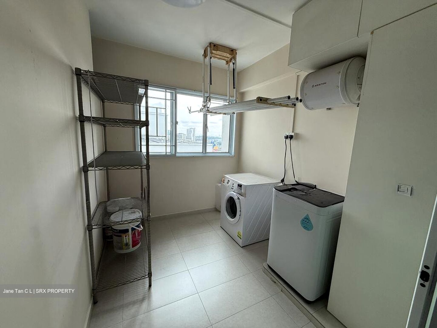 Blk 285C Toh Guan Road (Jurong East), HDB Executive #633396141